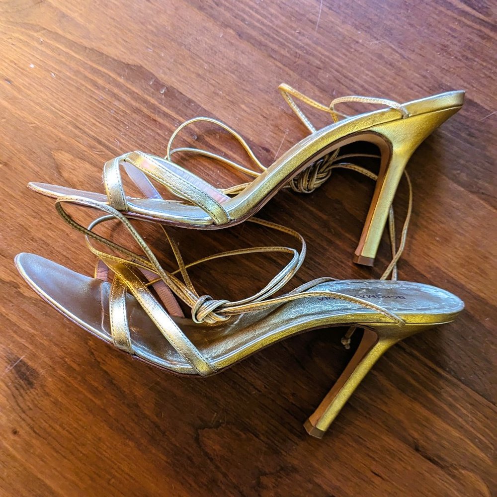 BCBG MAXAZRIA metallic gold ankle strap heeled sandals Size 8.5 - Picture 2 of 10